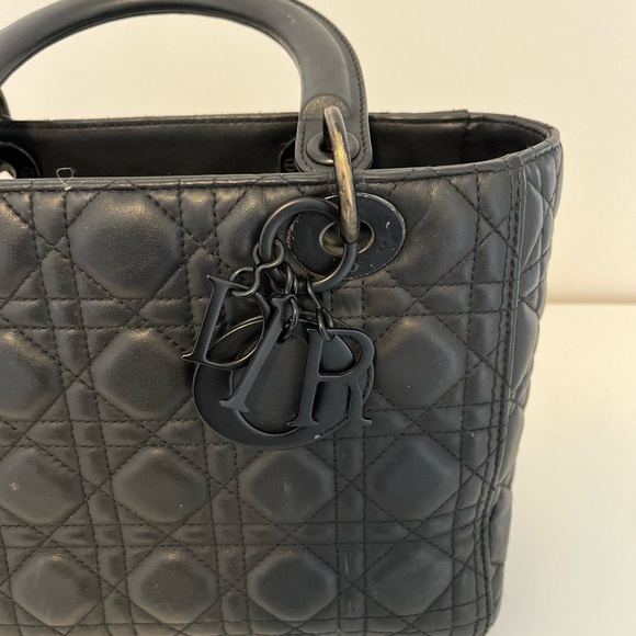 Medium Lady Dior Matte Bag - Picture 5 of 11